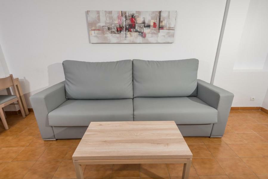 Apartments Niko Santa Eularia des Riu Ngoại thất bức ảnh